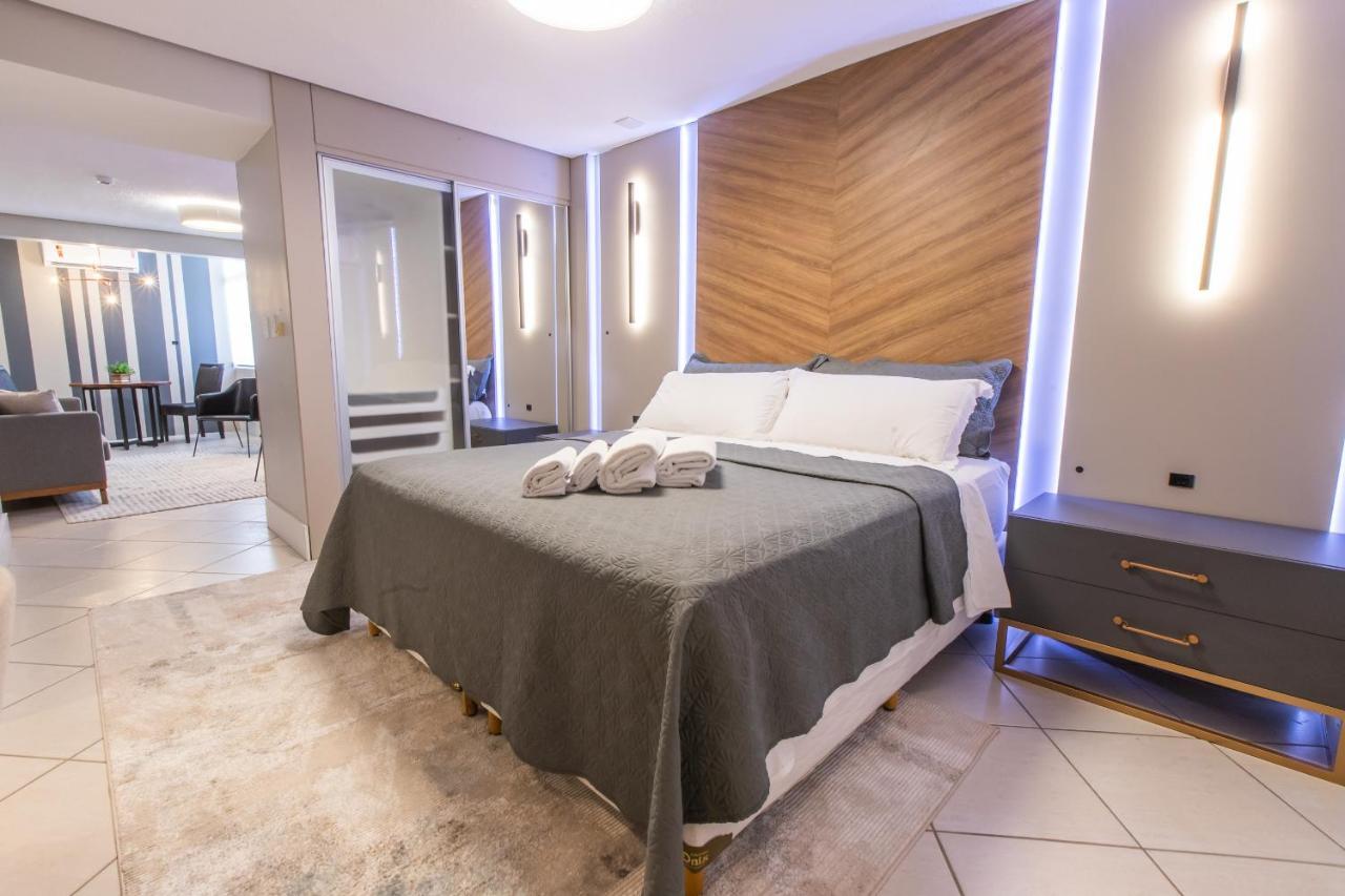 Delupo Hotel - Livin Studios Criciuma  Ngoại thất bức ảnh