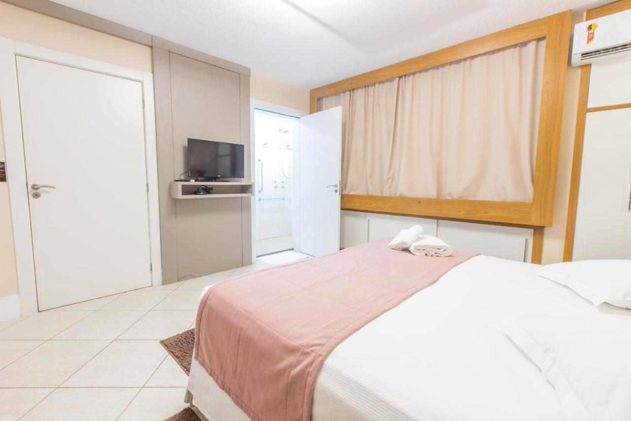 Delupo Hotel - Livin Studios Criciuma  Ngoại thất bức ảnh
