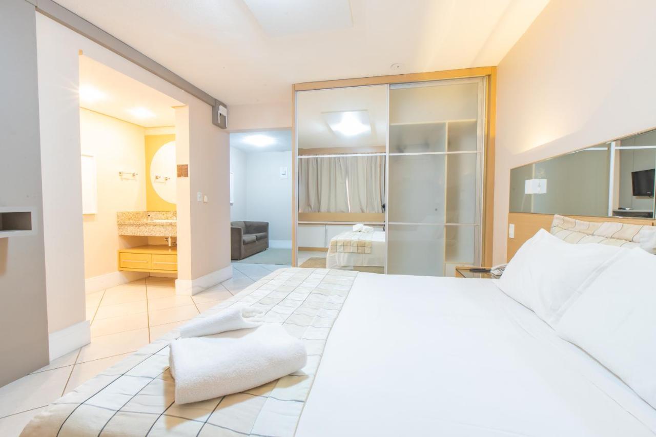 Delupo Hotel - Livin Studios Criciuma  Ngoại thất bức ảnh